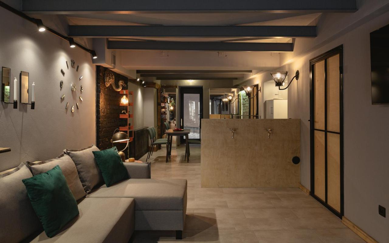 City Garage Apartment - Lwowska 9 Warschau Exterior foto